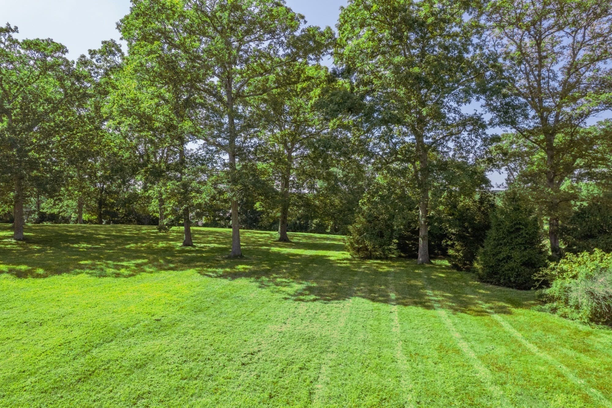 Residential at 26 Flint Hill Road, West Tisbury MA 02575, photo 2 of 13