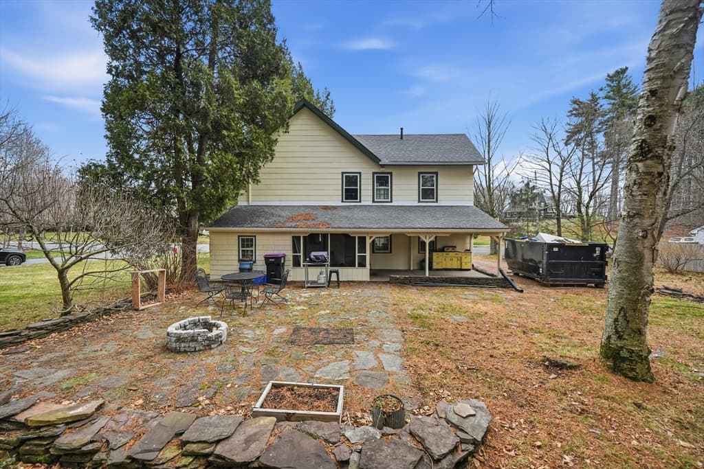 Single Family Residence at 1177 Northampton St, Holyoke MA 01040, Holyoke, photo 23 of 29