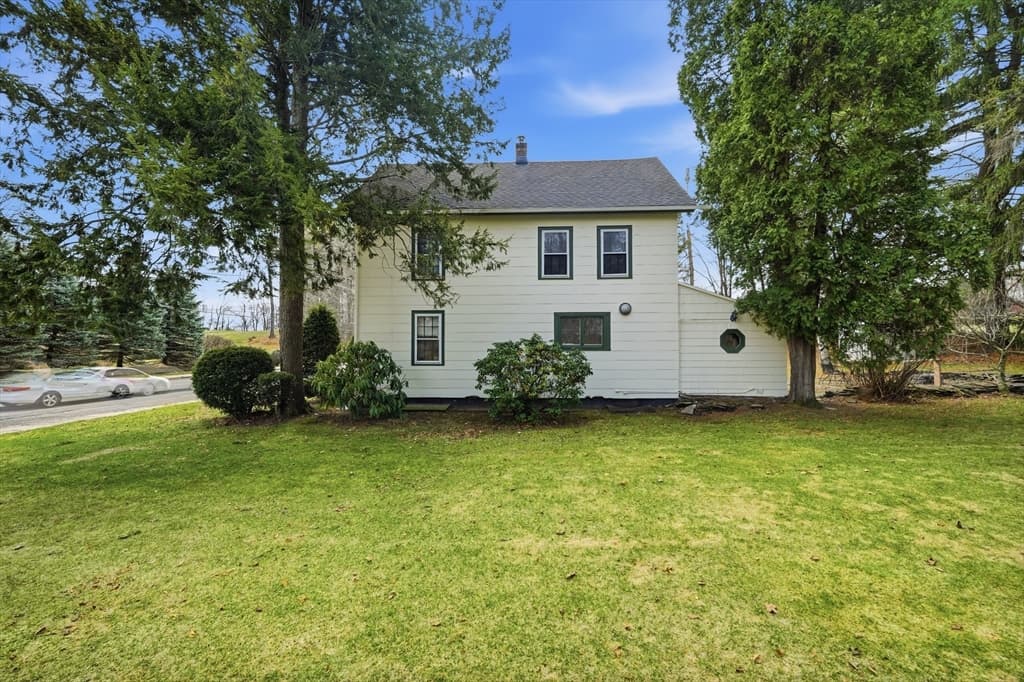 Single Family Residence at 1177 Northampton St, Holyoke MA 01040, Holyoke, photo 27 of 29