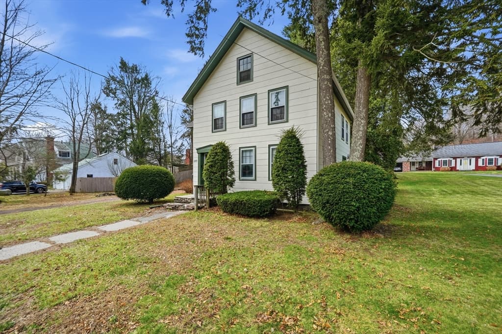 Single Family Residence at 1177 Northampton St, Holyoke MA 01040, Holyoke, photo 26 of 29