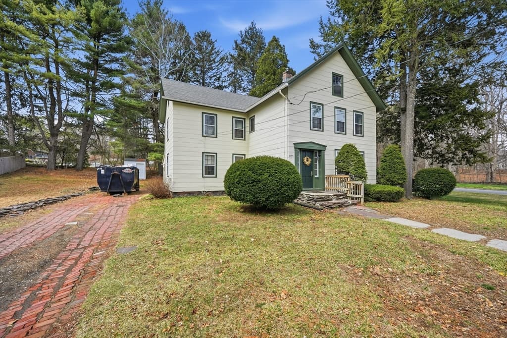 Single Family Residence at 1177 Northampton St, Holyoke MA 01040, Holyoke, photo 24 of 29