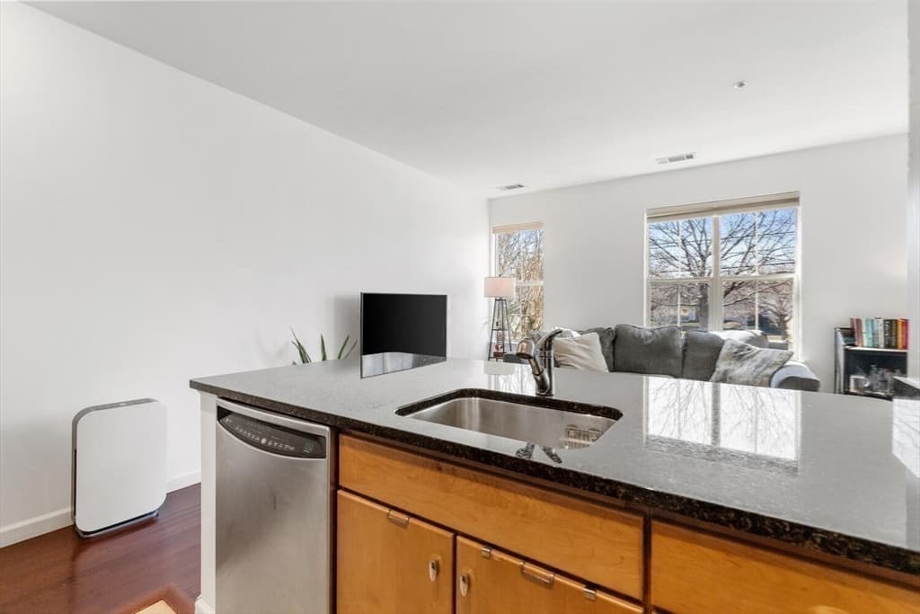 Condominium at 4 Repton Cir # 4105, Watertown MA 02472, photo 19 of 39