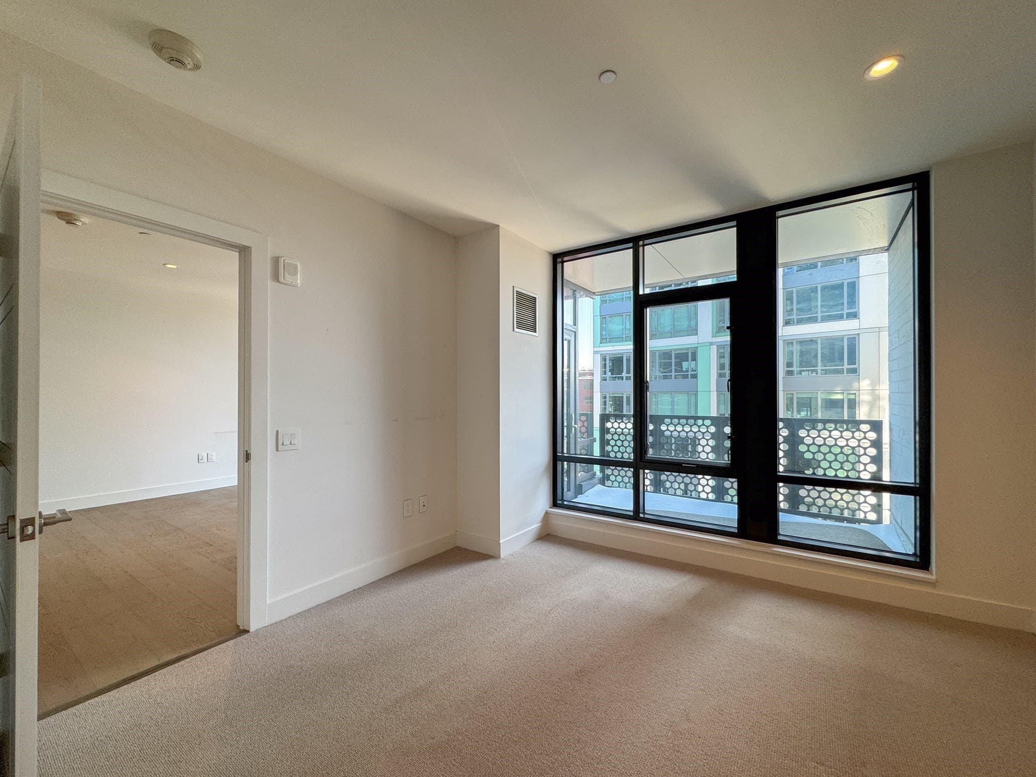 Condominium at 40 Traveler St # 507, Boston MA 02118, photo 5 of 18