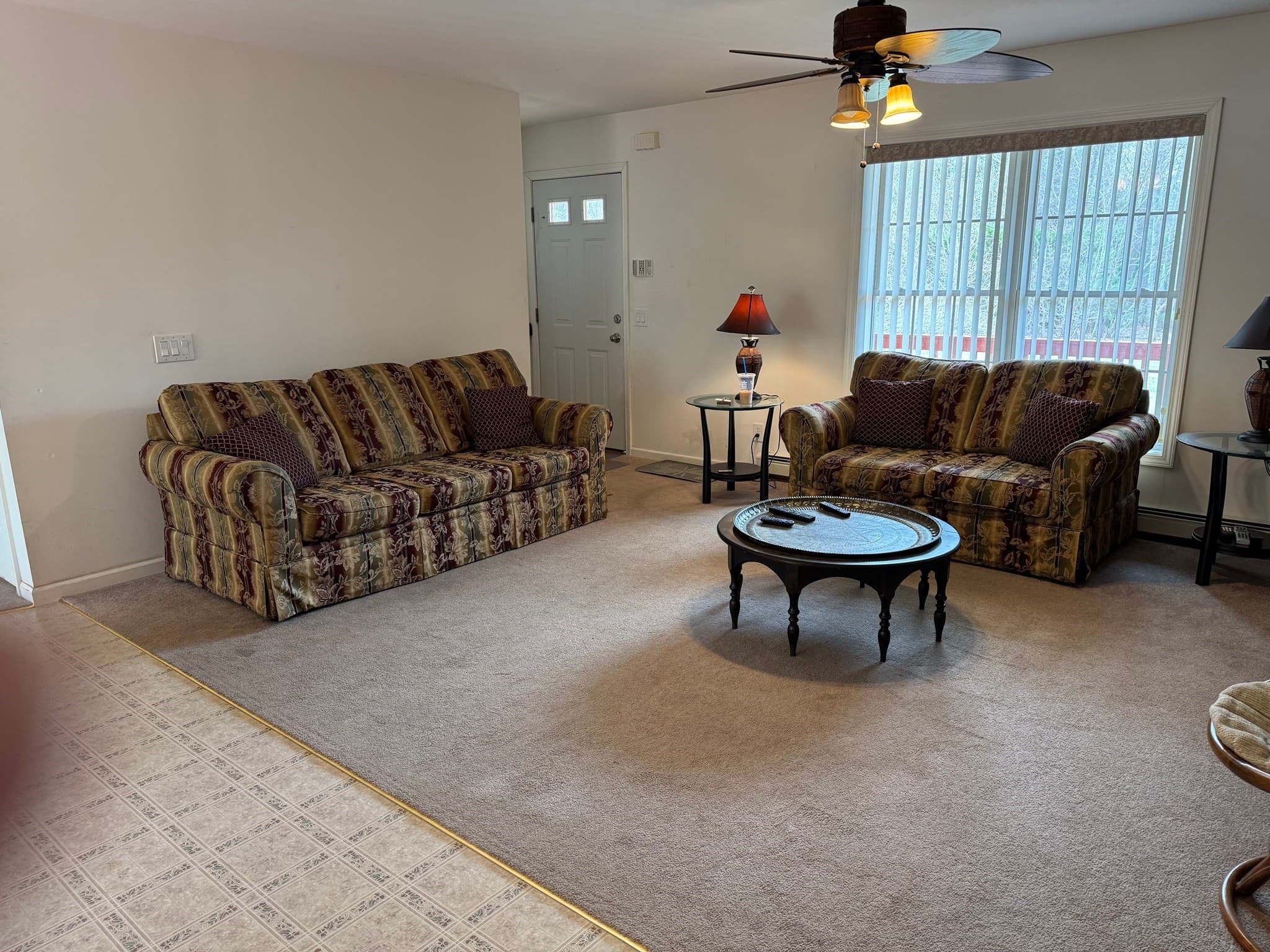 Single Family Residence at 115 Flag Swamp Rd, Dartmouth MA 02747, photo 8 of 11