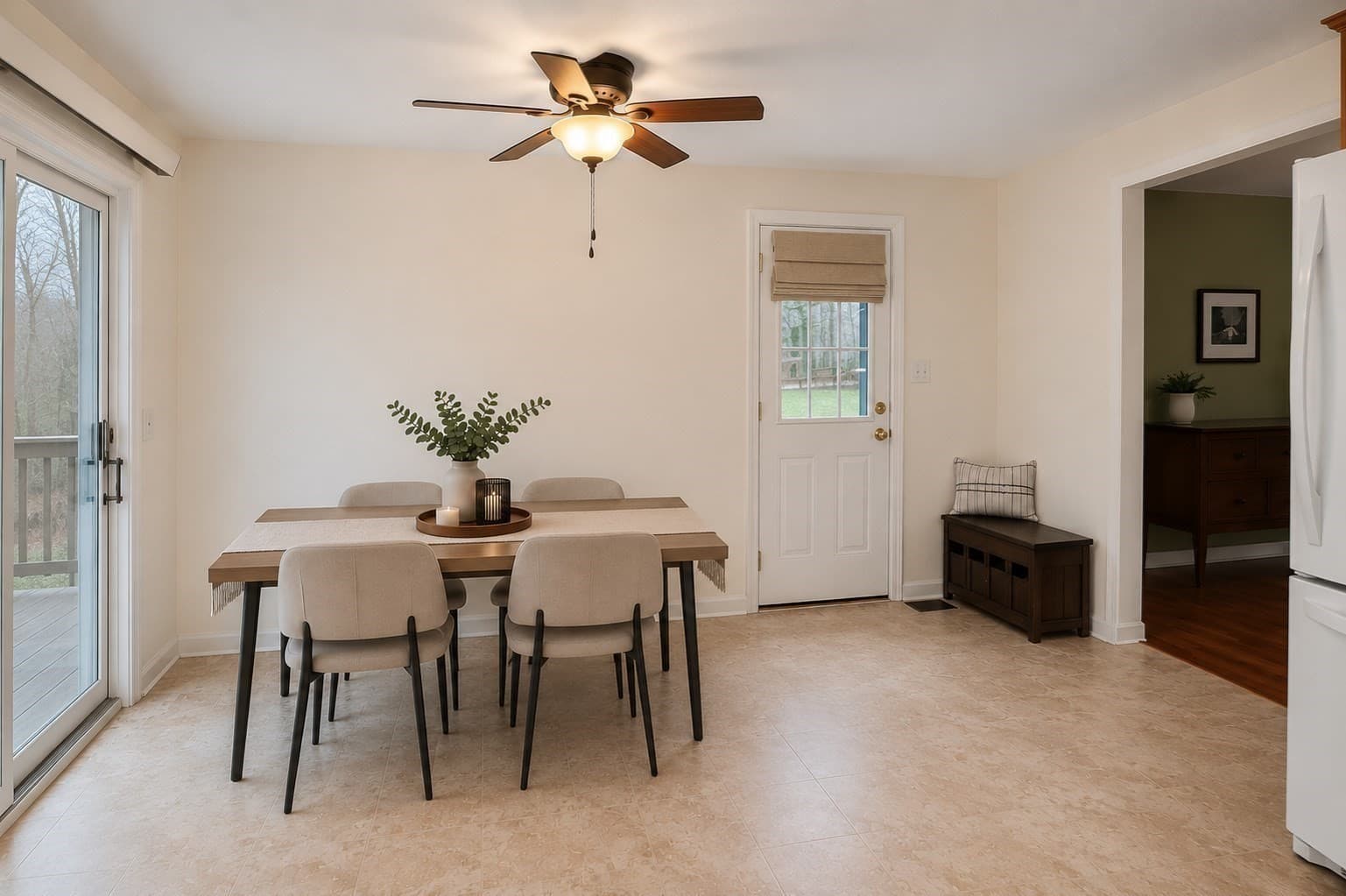 Single Family Residence at 32 Sibley Rd, Sutton MA 01590, photo 6 of 28