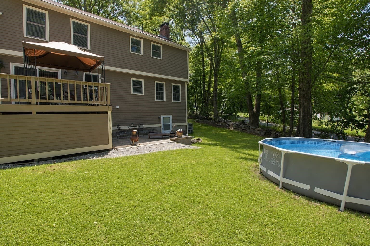 Single Family Residence at 32 Sibley Rd, Sutton MA 01590, photo 16 of 28