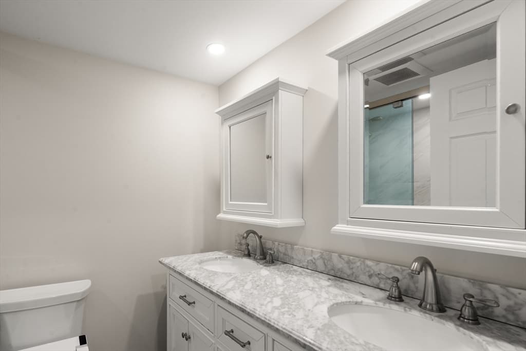 Condominium at 250 Hammond Pond Parkway # 604N, Newton MA 02467, Newton, photo 13 of 28