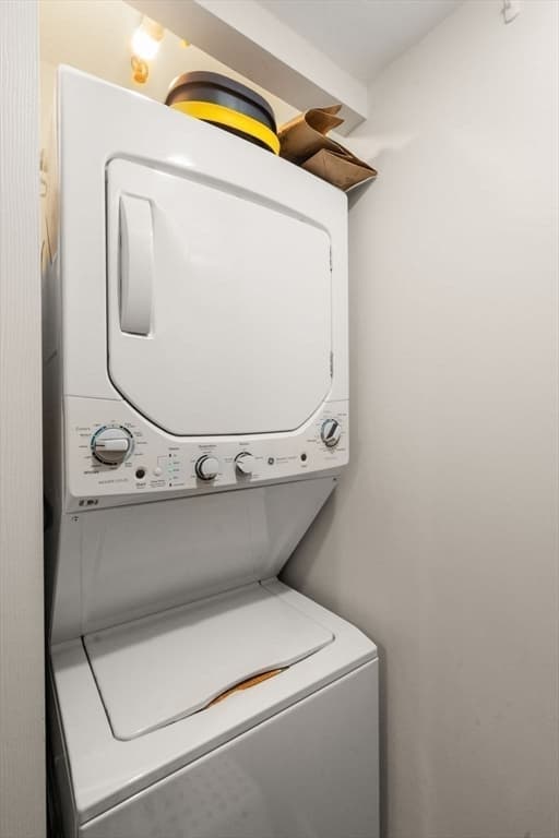 Condominium at 250 Hammond Pond Parkway # 604N, Newton MA 02467, Newton, photo 17 of 28