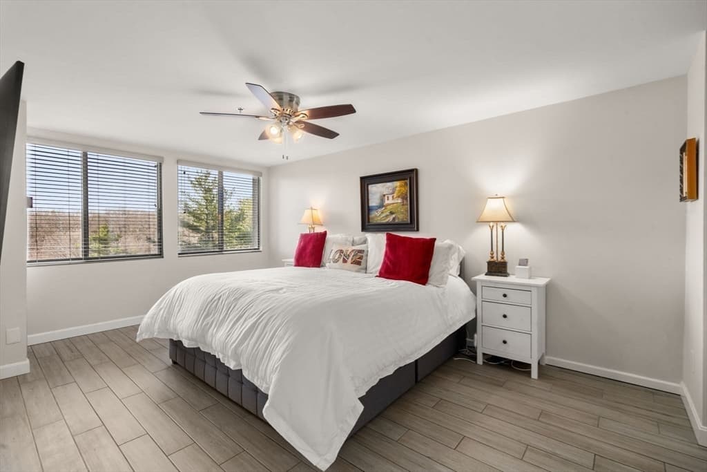 Condominium at 250 Hammond Pond Parkway # 604N, Newton MA 02467, Newton, photo 19 of 28