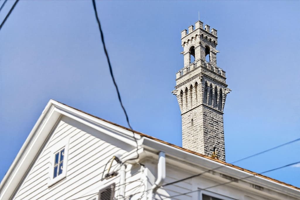 5 Webster Place, Provincetown MA 02657 photo 2