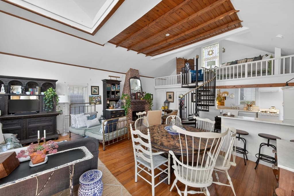 5 Webster Place, Provincetown MA 02657 photo 6