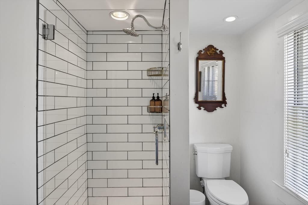 5 Webster Place, Provincetown MA 02657 photo 22