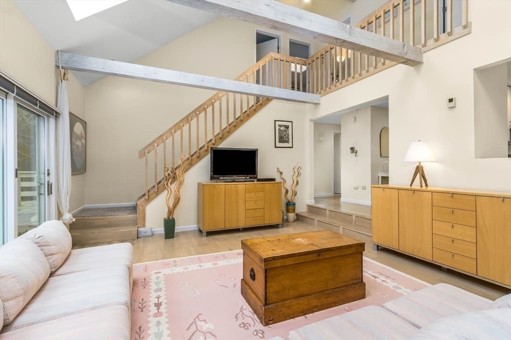 303 Turtleback Rd, Barnstable MA 02648 photo 5