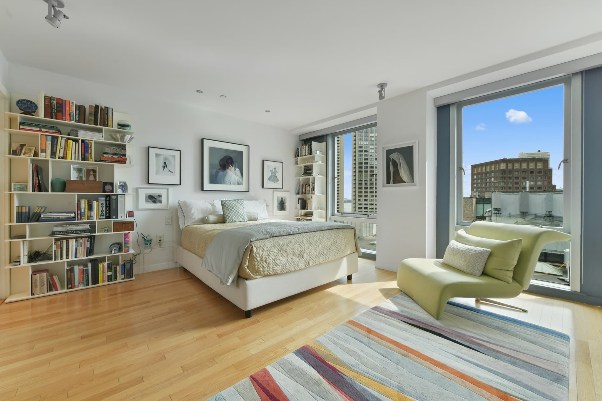 Condominium at 80 Broad, Boston MA 02110, photo 7 of 12