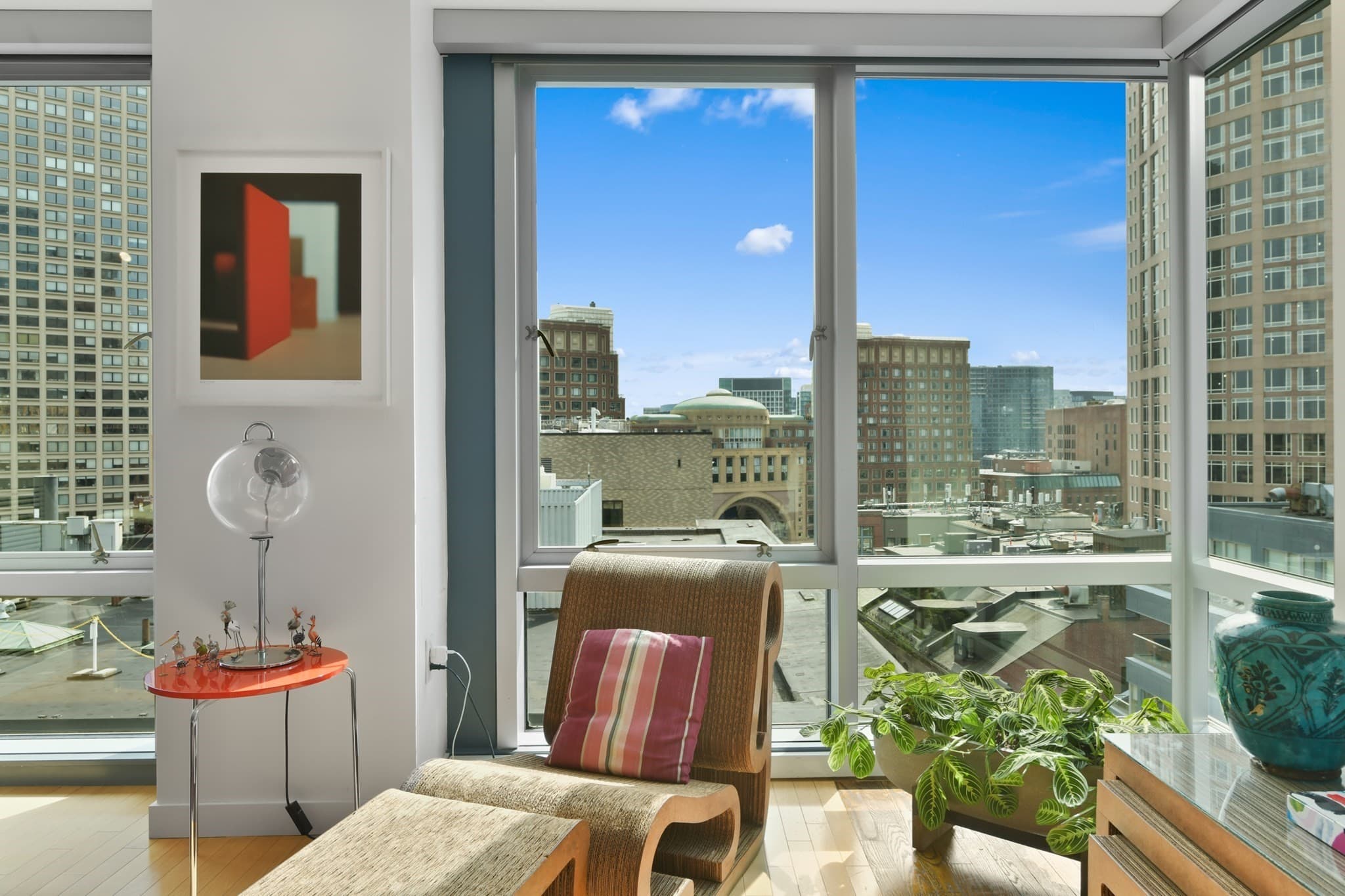 Condominium at 80 Broad, Boston MA 02110, photo 3 of 12