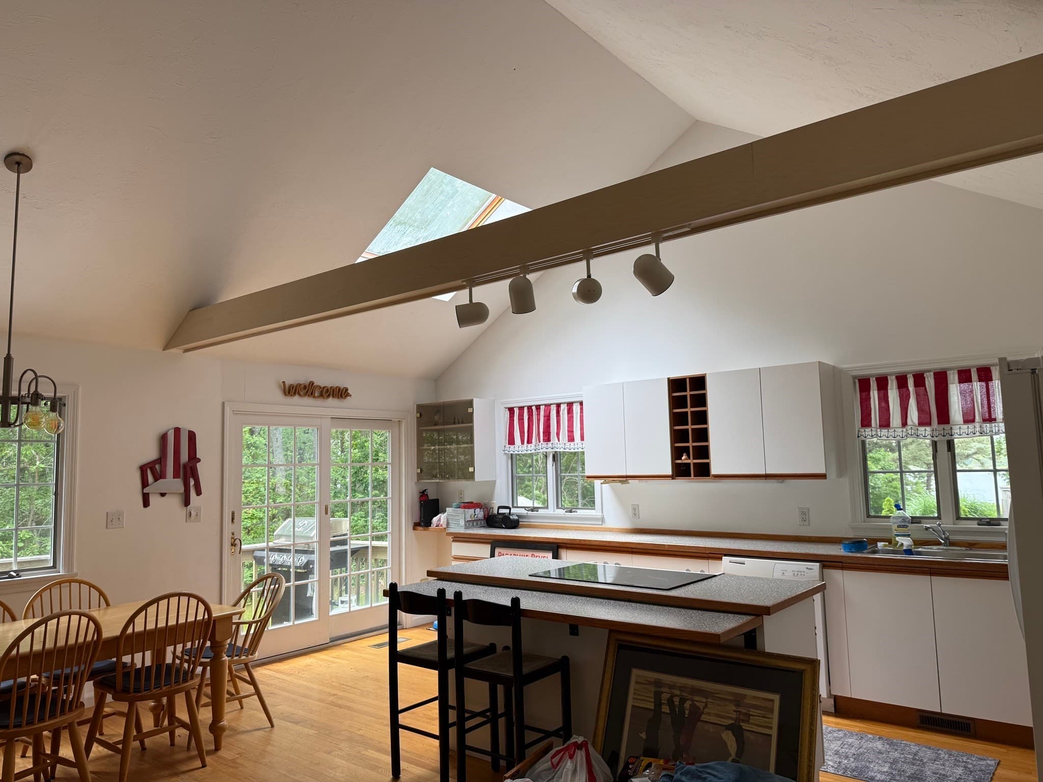 Single Family Residence at 183 Monomoscoy Rd, Mashpee MA 02649, photo 6 of 22