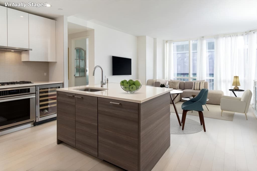 1 Franklin St # 1412, Boston MA 02110