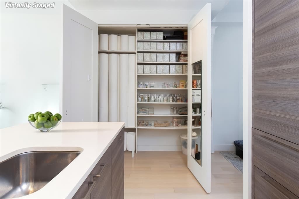 Condominium at 1 Franklin St # 1412, Boston MA 02110, photo 10 of 30