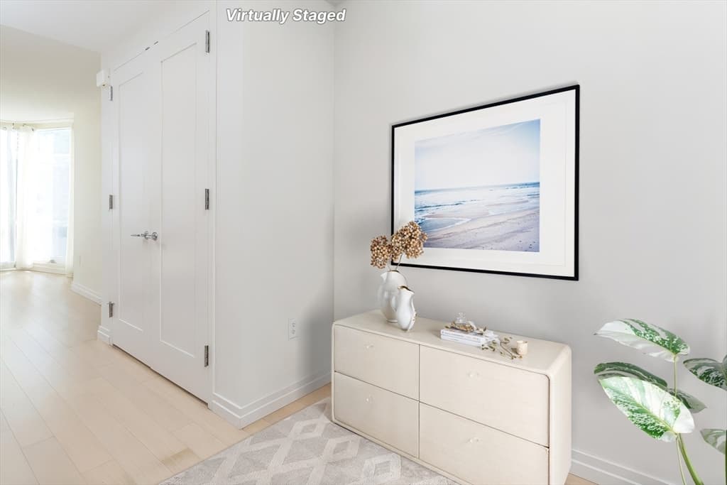Condominium at 1 Franklin St # 1412, Boston MA 02110, photo 11 of 30