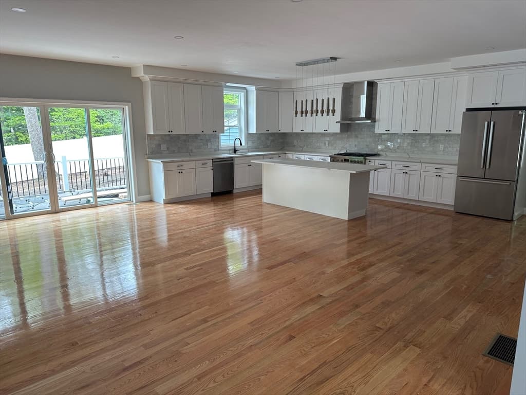 Single Family Residence at 44 Grandview Rd., Reading MA 01867, Reading, photo 2 of 26