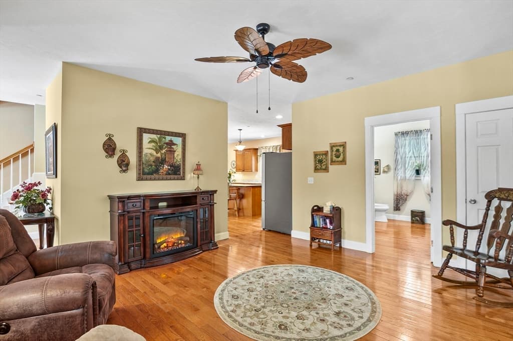 Single Family Residence at 7 Lefevre Drive, Kingston NH 03848, Kingston, photo 6 of 42