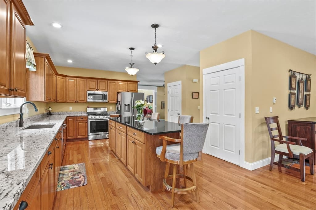 Single Family Residence at 7 Lefevre Drive, Kingston NH 03848, Kingston, photo 12 of 42