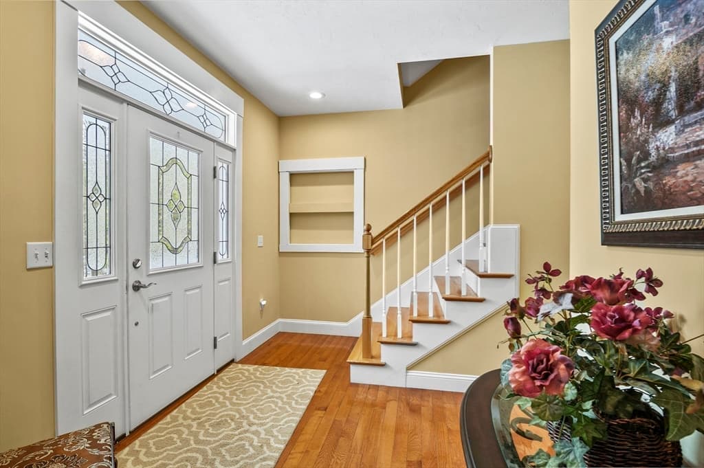 Single Family Residence at 7 Lefevre Drive, Kingston NH 03848, Kingston, photo 5 of 42
