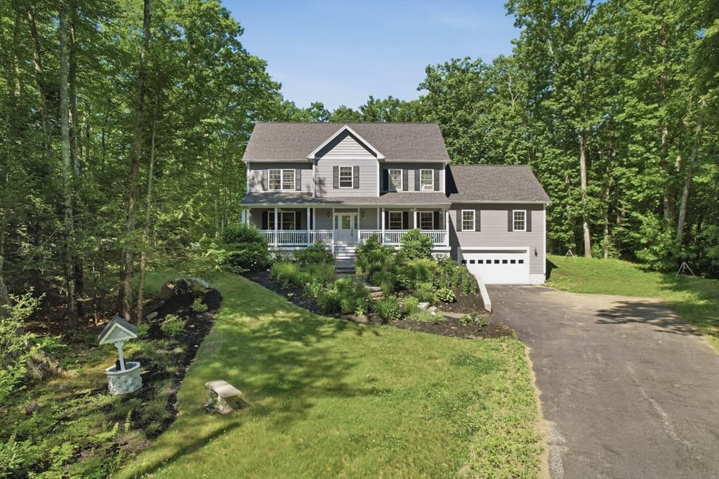 Single Family Residence at 7 Lefevre Drive, Kingston NH 03848, Kingston, photo 38 of 42