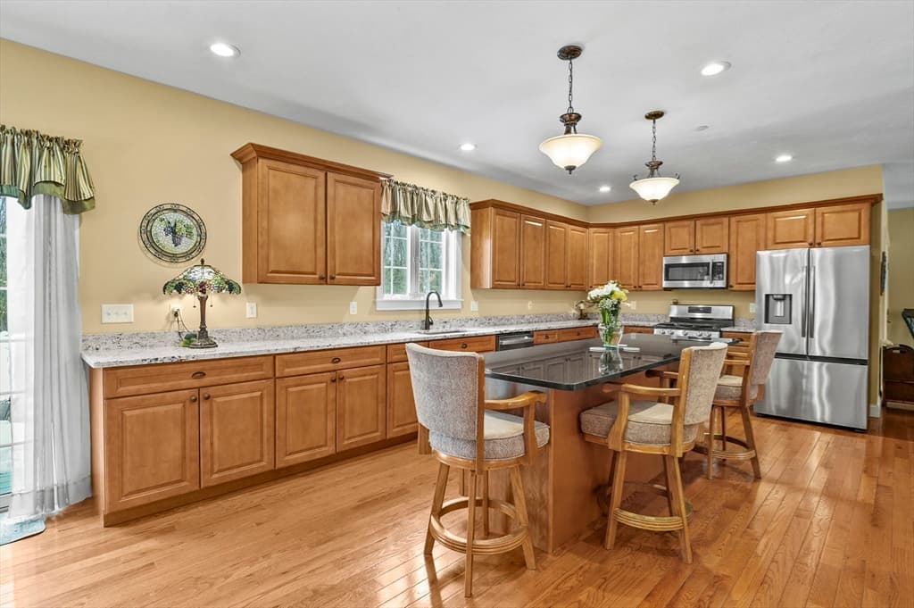 Single Family Residence at 7 Lefevre Drive, Kingston NH 03848, Kingston, photo 11 of 42