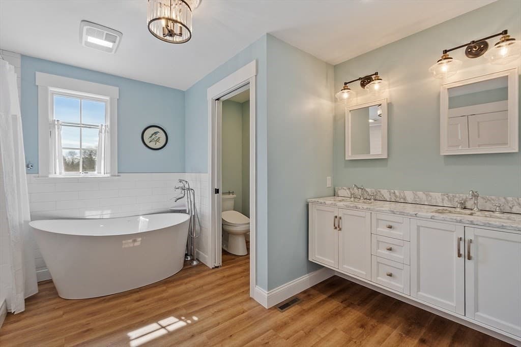 Single Family Residence at 279 Main Street, Groton MA 01450, photo 11 of 20