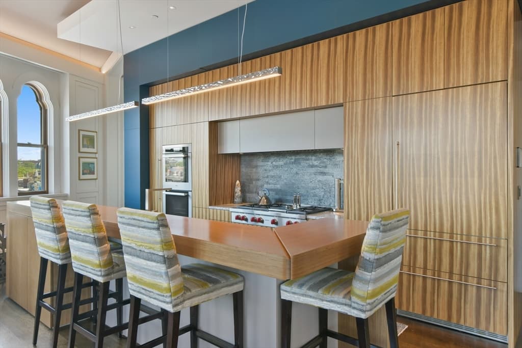 Condominium at 201 W Brookline # 401, Boston MA 02116, photo 13 of 24