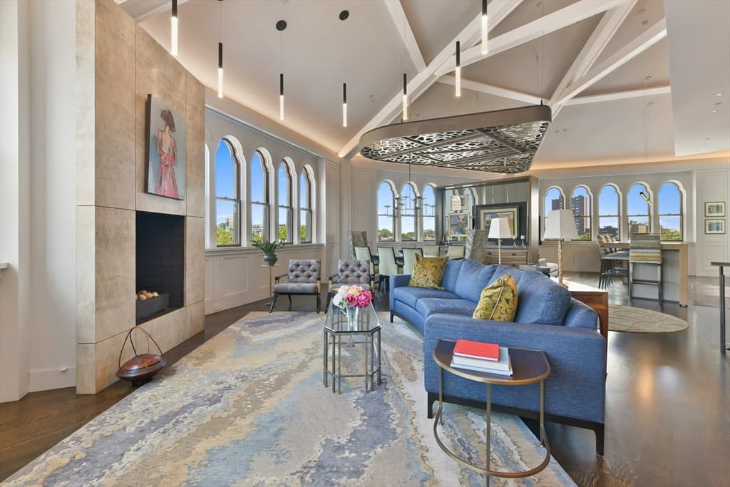 Condominium at 201 W Brookline # 401, Boston MA 02116, photo 10 of 24