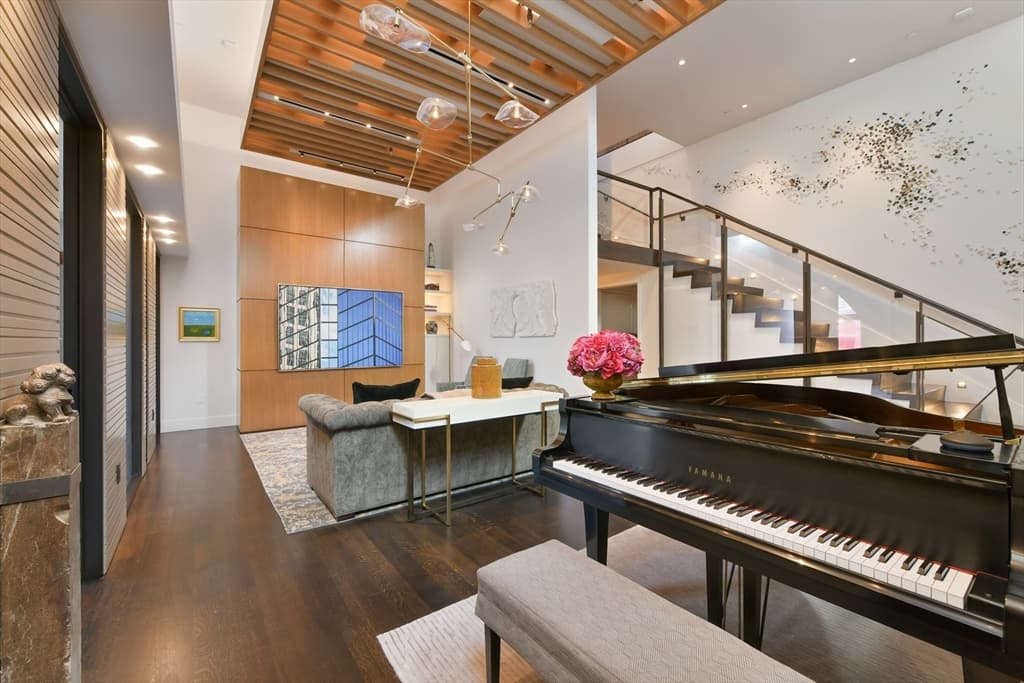 Condominium at 201 W Brookline # 401, Boston MA 02116, photo 4 of 24