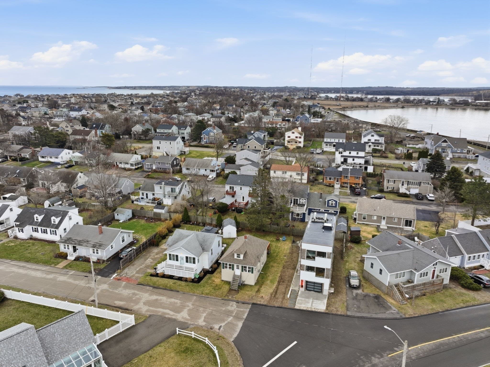 Single Family Residence at 6 Touraine Ave, Hull MA 02045, photo 6 of 8