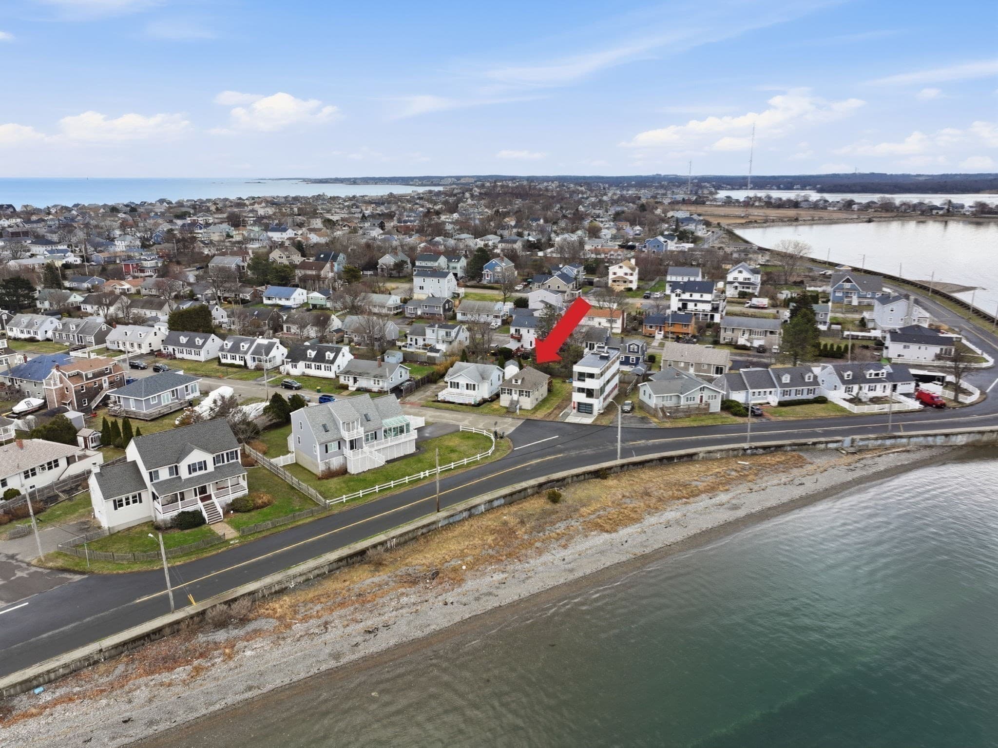 Single Family Residence at 6 Touraine Ave, Hull MA 02045, photo 3 of 8