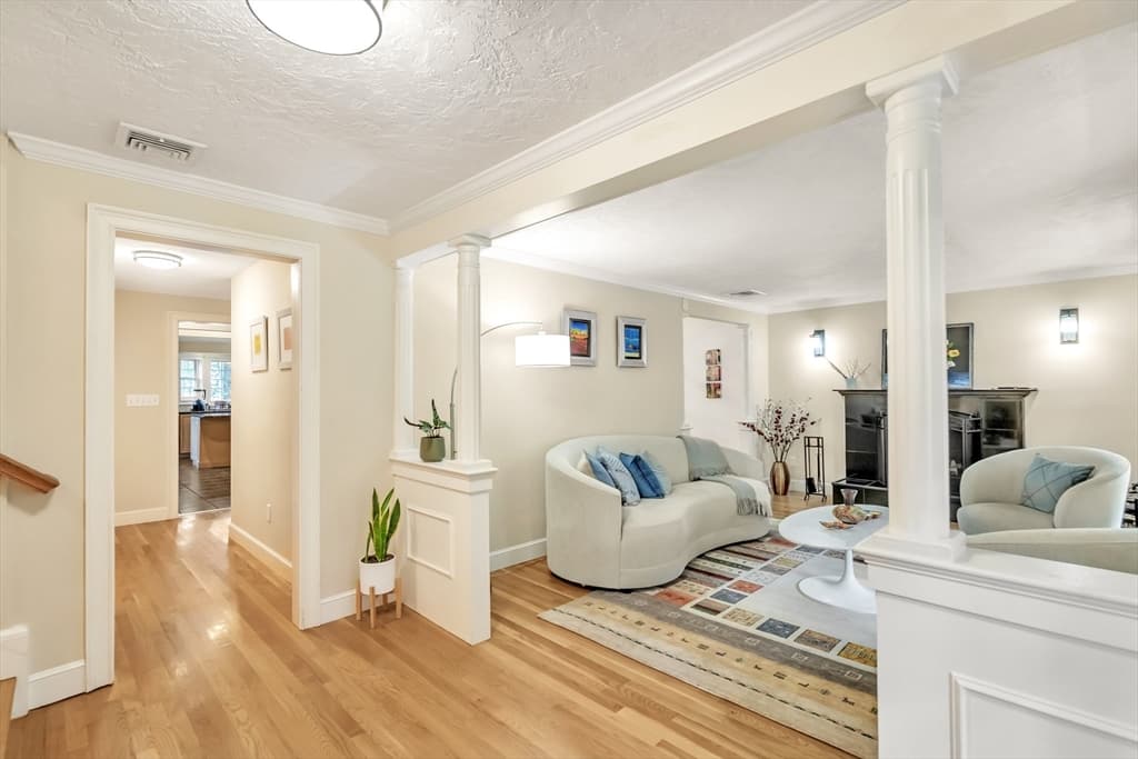 Single Family Residence at 10 Ballard Terrace, Lexington MA 02420, Lexington, photo 2 of 42