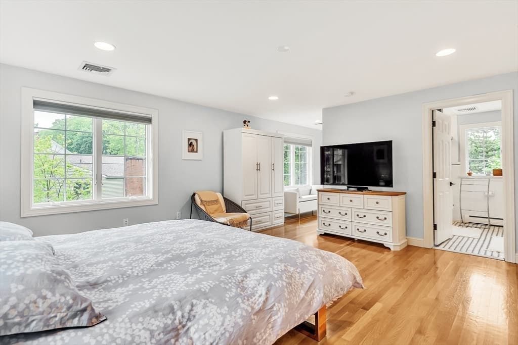 Single Family Residence at 10 Ballard Terrace, Lexington MA 02420, Lexington, photo 16 of 42