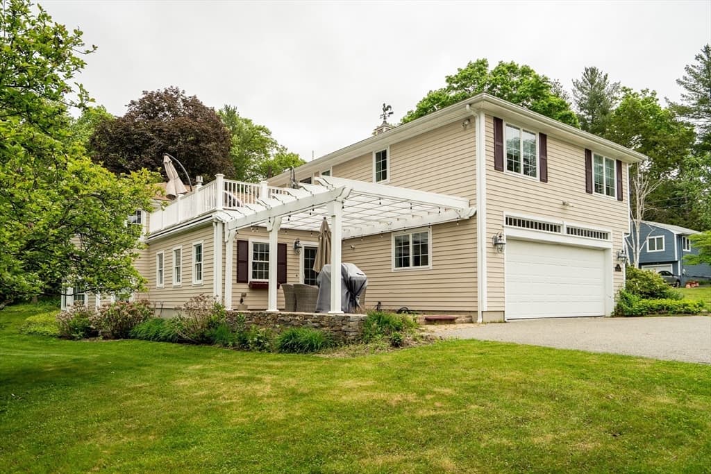 Single Family Residence at 10 Ballard Terrace, Lexington MA 02420, Lexington, photo 37 of 42