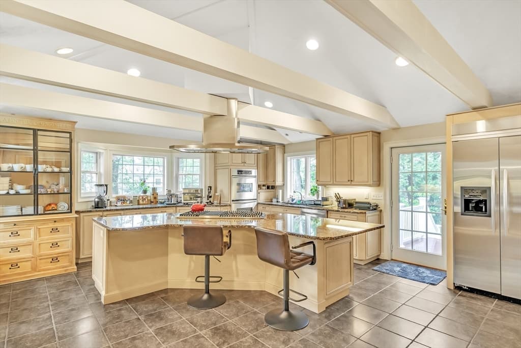Single Family Residence at 10 Ballard Terrace, Lexington MA 02420, Lexington, photo 4 of 42