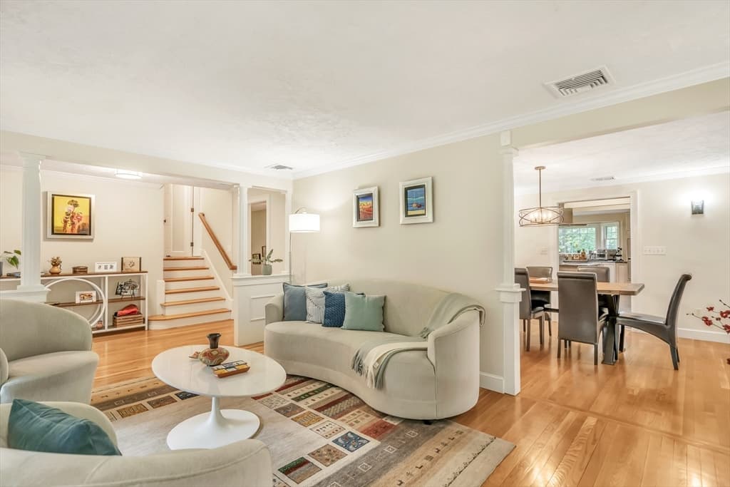 Single Family Residence at 10 Ballard Terrace, Lexington MA 02420, Lexington, photo 8 of 42
