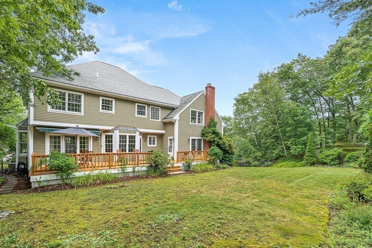 Single Family Residence at 276 High Street, Winchester MA 01890, photo 6 of 41