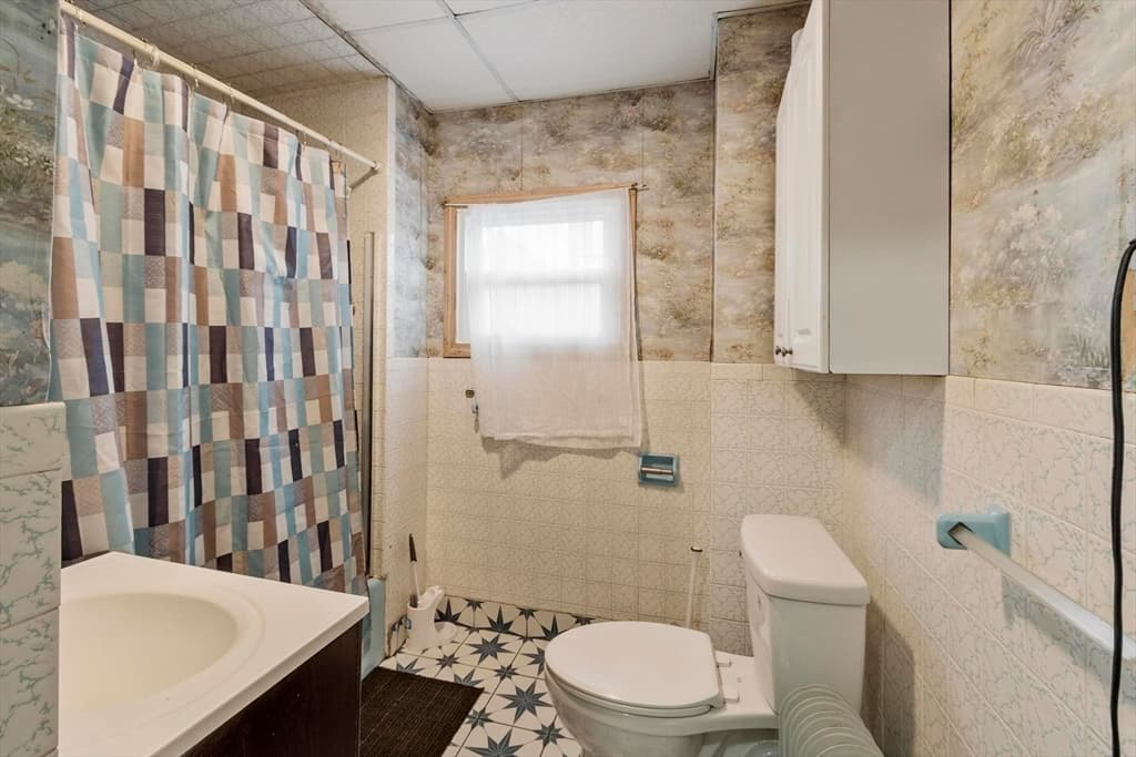 51 High Rock St, Lynn MA 01902 photo 17