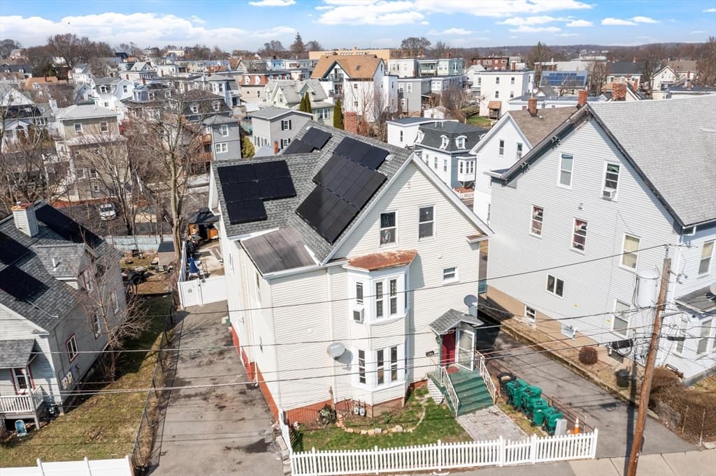 51 High Rock St, Lynn MA 01902 photo 3