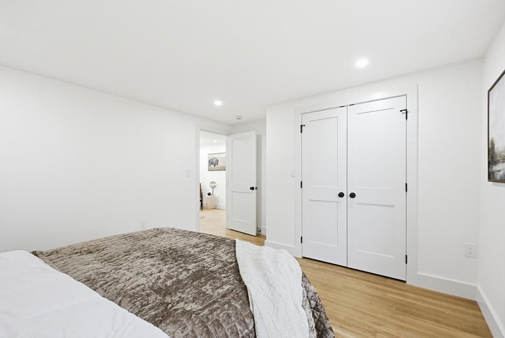 565 Elm St, Concord MA 01742 photo 24