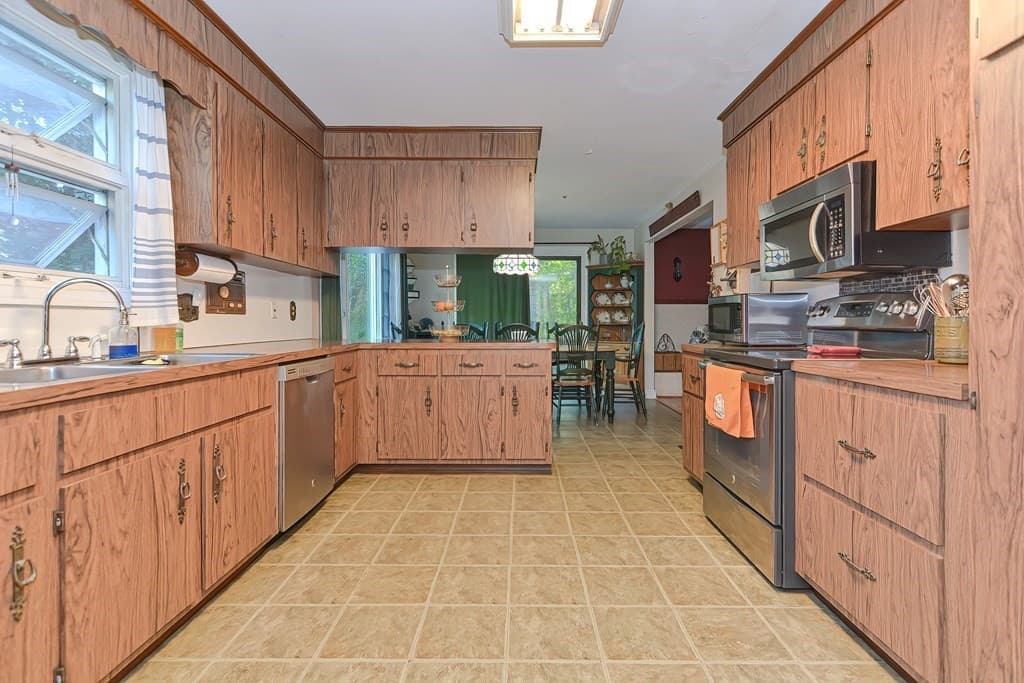 38 Druid Hill Ave E, Randolph MA 02368 photo 37