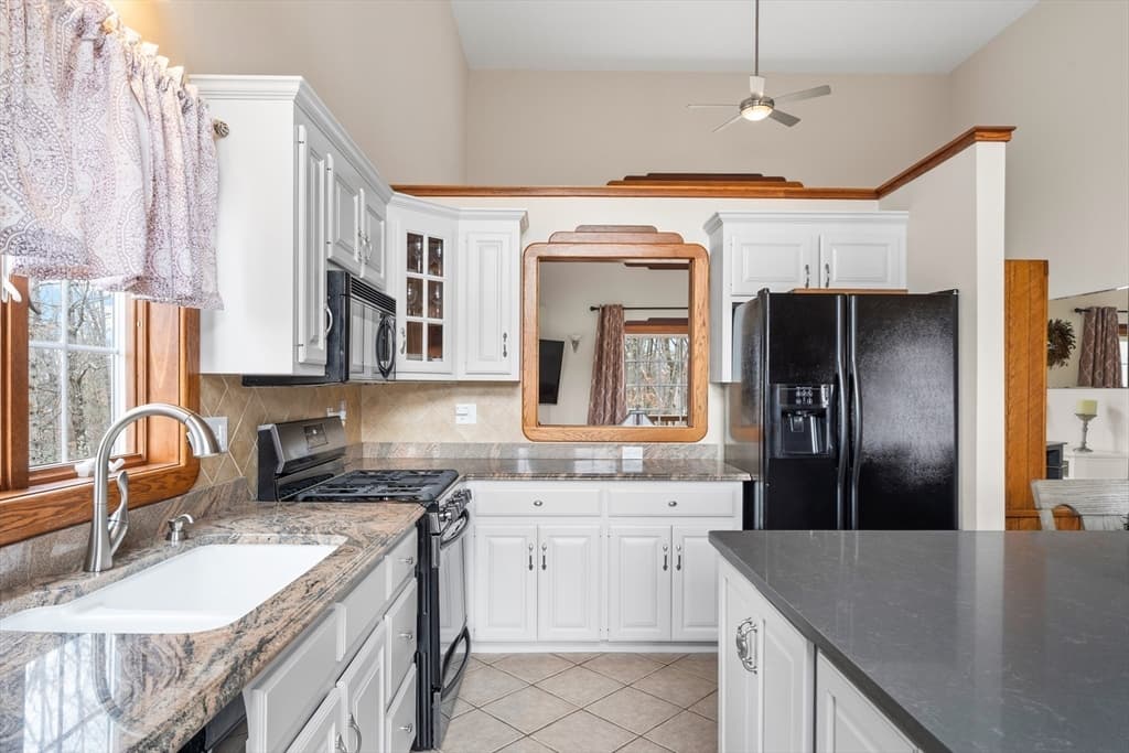 Condominium at 11 Aris Way # 11, Milford MA 01757, photo 6 of 36