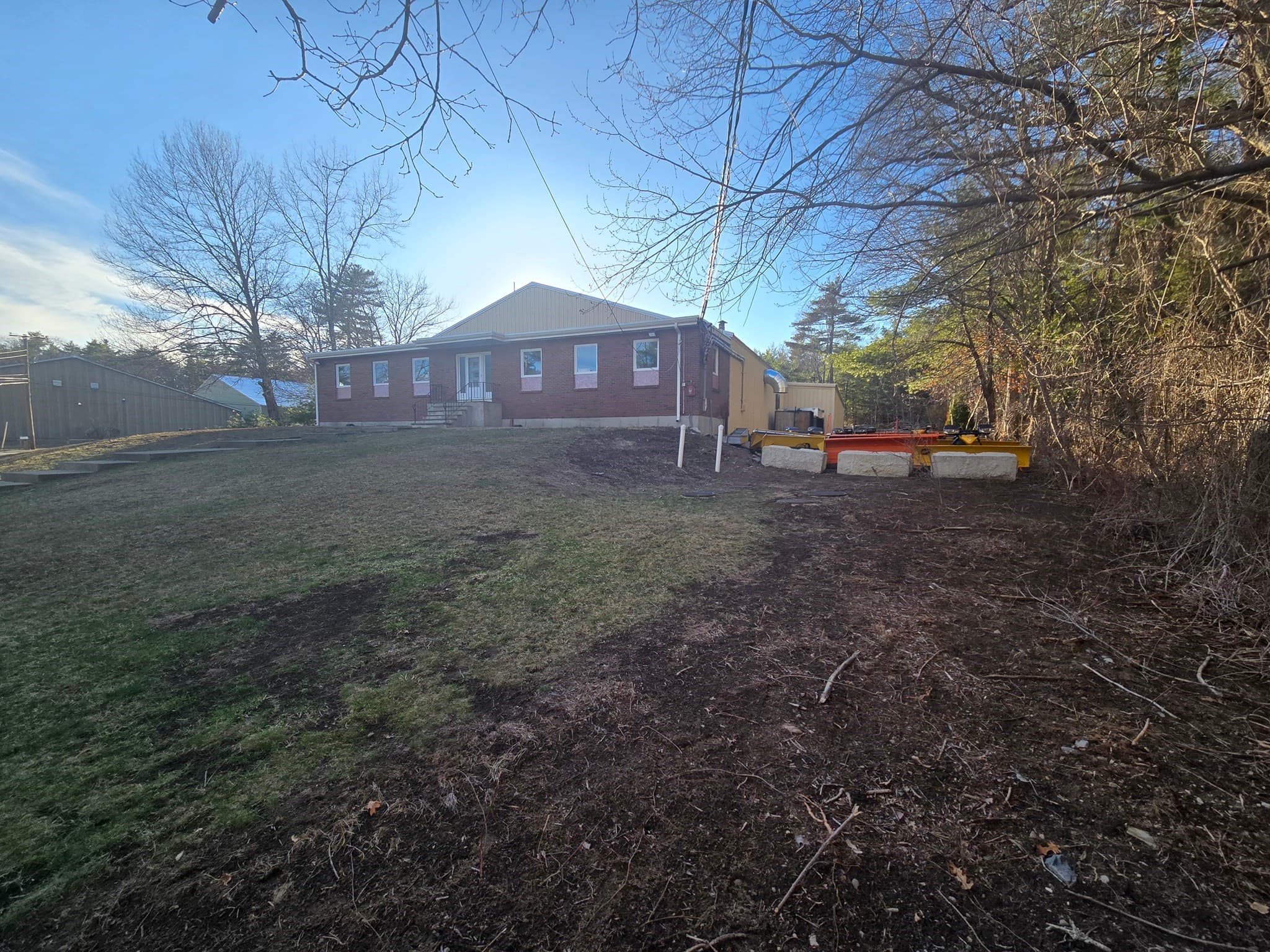 Commercial Sale at 5 Granite Rd, Acton MA 01720, photo 3 of 13
