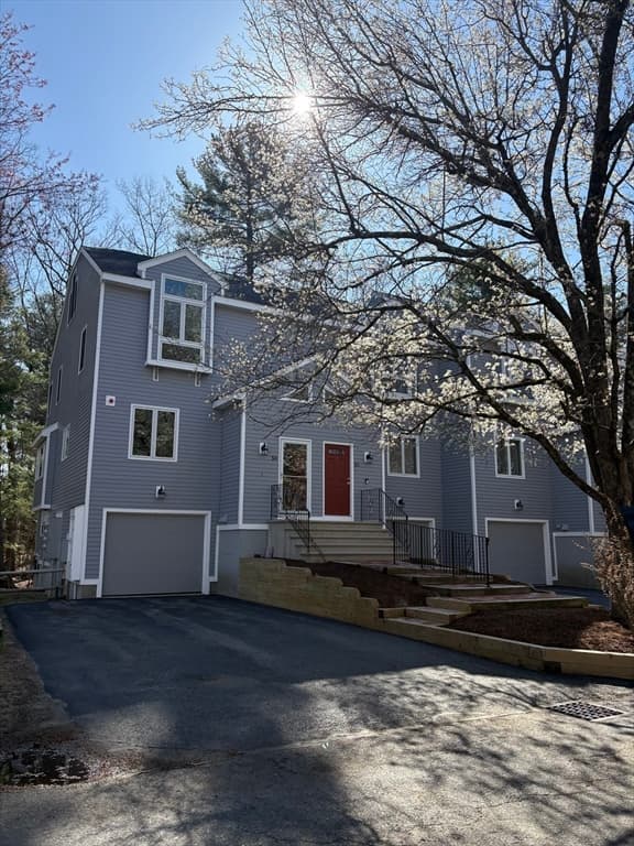 849 Boston Post Rd E # 5H, Marlborough MA 01752