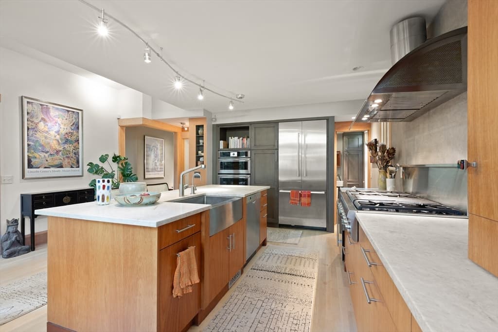 32 Hawthorn St, Cambridge MA 02138 photo 16