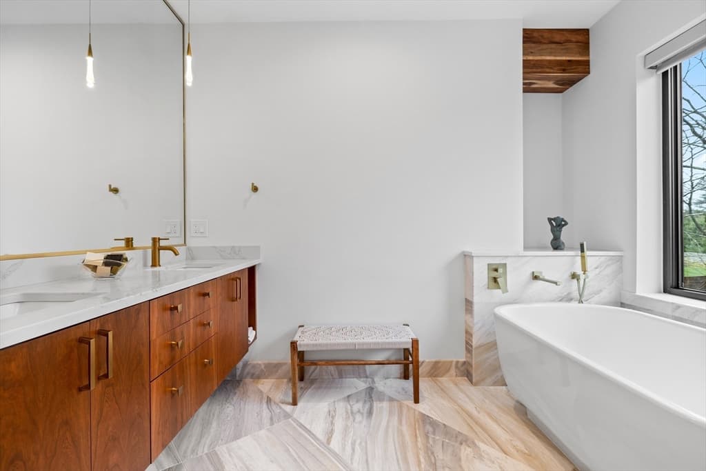 Single Family Residence at 71 Grove St, Brookline MA 02467, photo 26 of 42